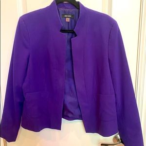 Stunning Nine West purple blazer